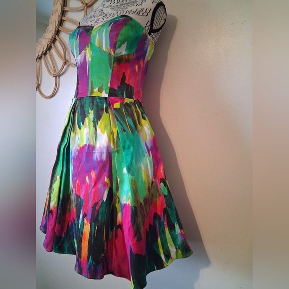 Milly Strapless Multicolor Evening Gown Size 2 - Picture 3 of 9